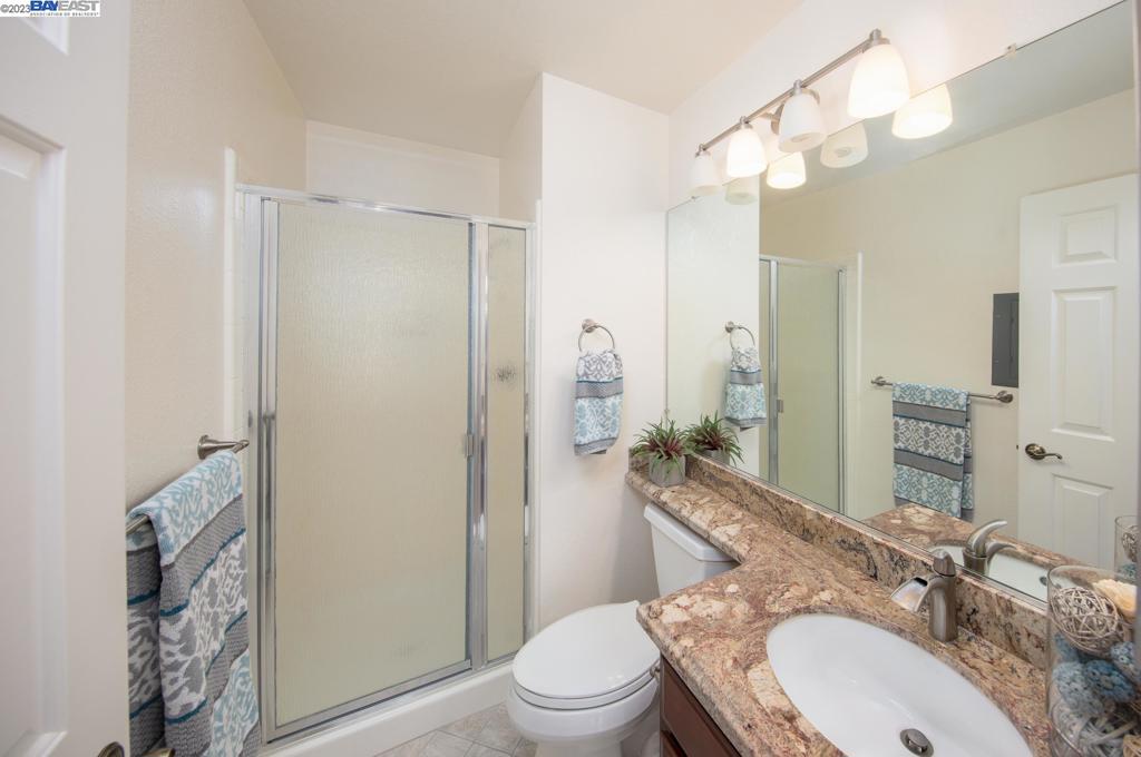 WILLOW CREEK - Residential