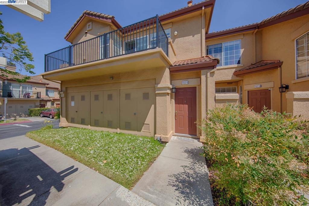 WILLOW CREEK - Residential