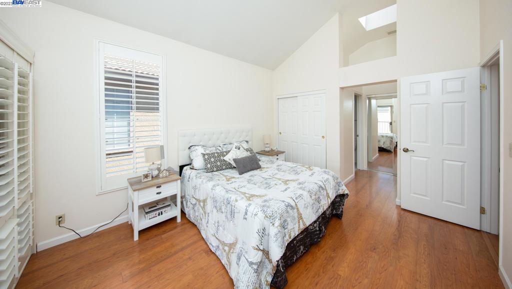 WILLOW CREEK - Residential