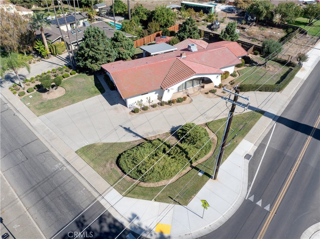 1395 Fruitland Avenue