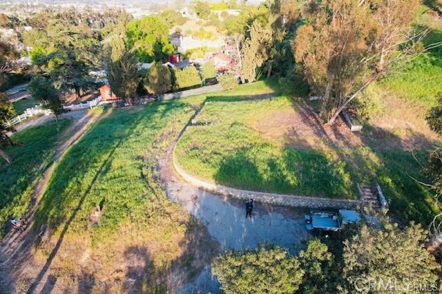 402 E DE ANZA HEIGHT DR