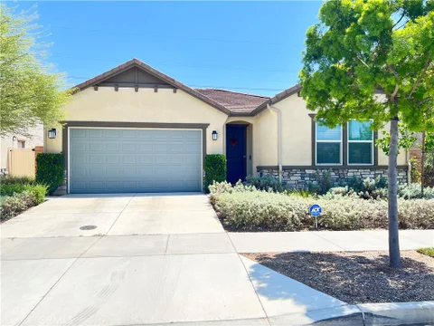 MLS: AR26116305