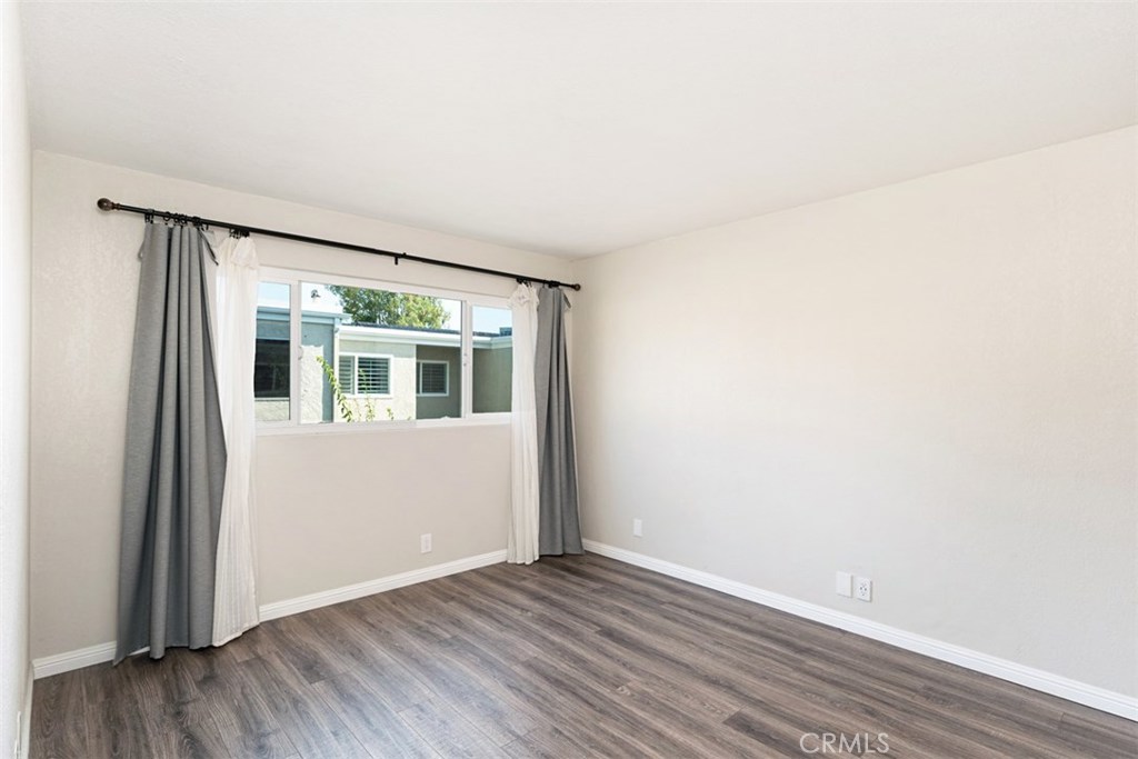 Walnut Square (WS) - Residential Lease