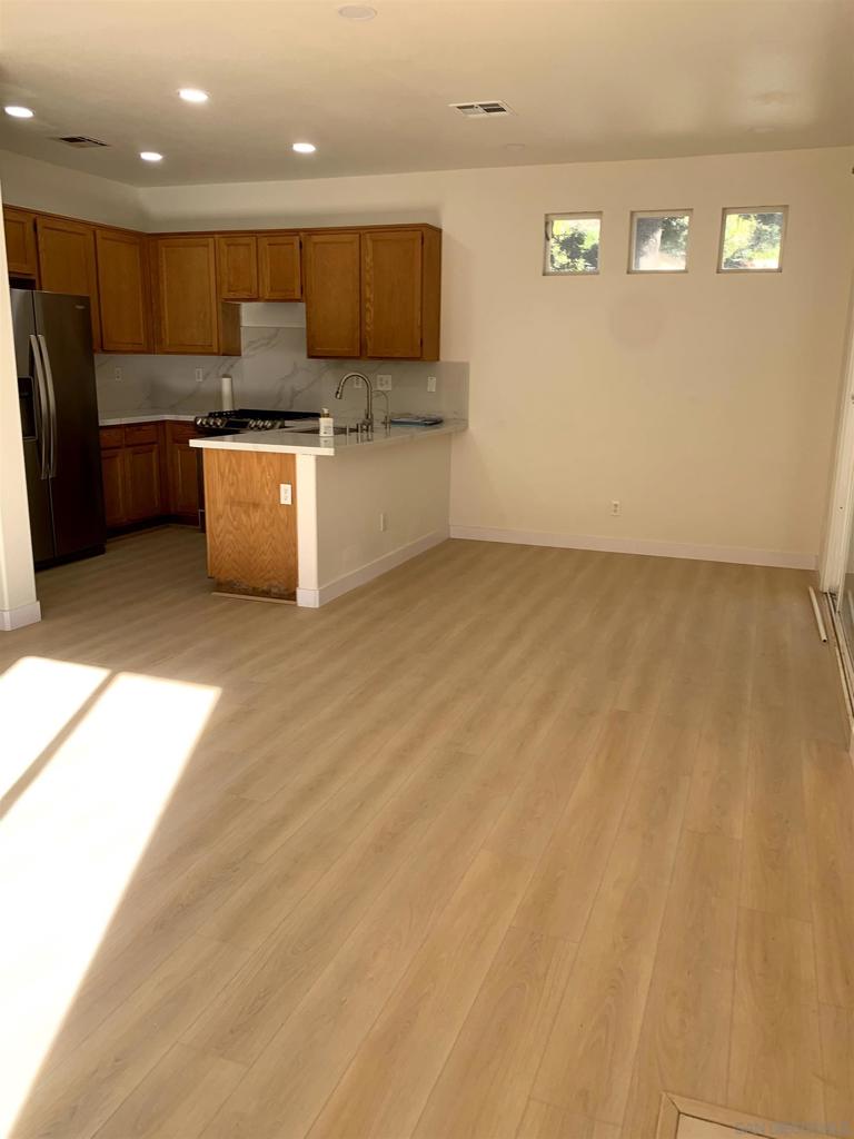Mira Mesa - Residential Lease