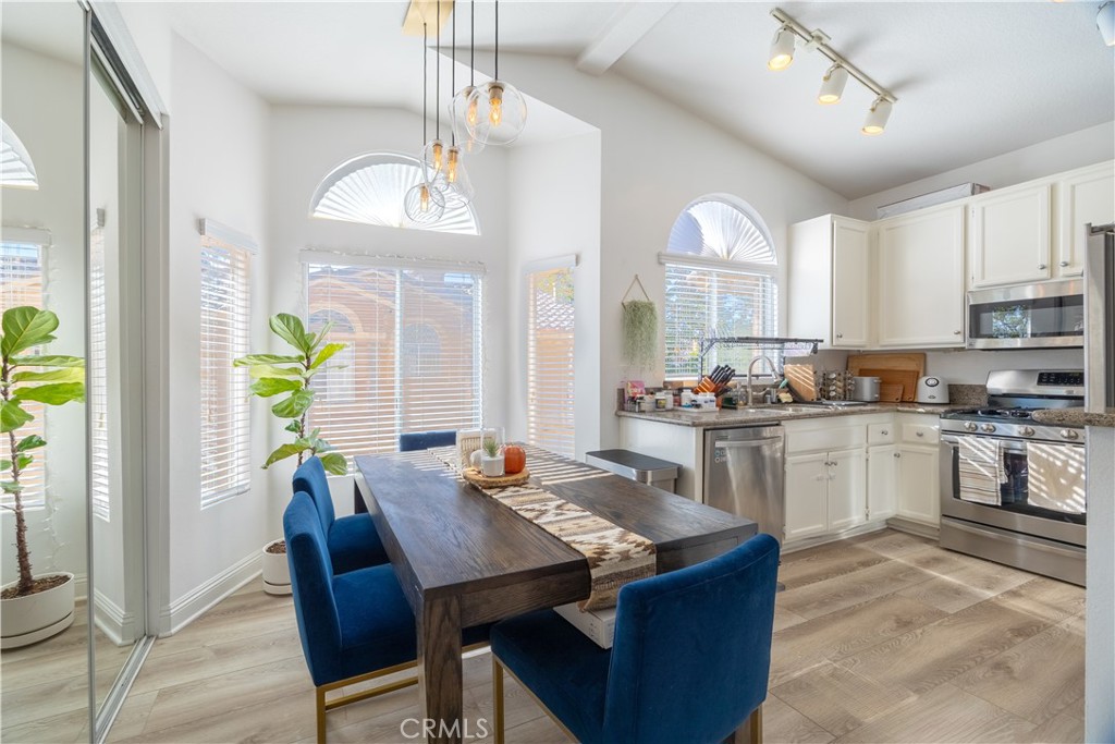 19431 Rue De Valore 37A