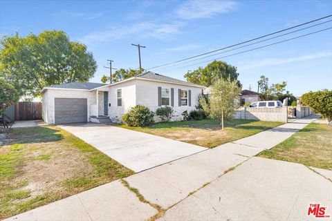 Photo of 1206 W Magnolia Street, Compton, CA 90220 (MLS # 25618169)