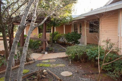 Photo of 87 Valley View Drive, Paradise, CA 95969 (MLS # SN26025603)