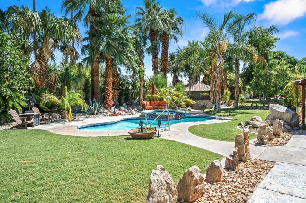 70142 Mirage Cove Drive