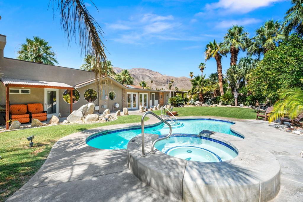 70142 Mirage Cove Drive