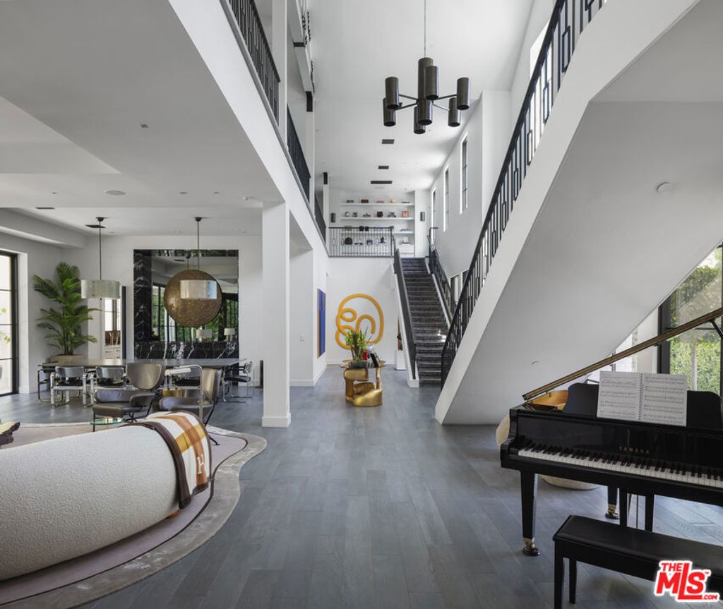 Photo of 1281 Stone Canyon Road, Los Angeles, CA 90077 (MLS # 26659303)