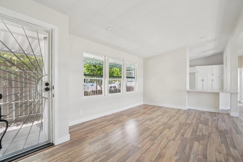 Tri Palm Estates - Manufactured In Park