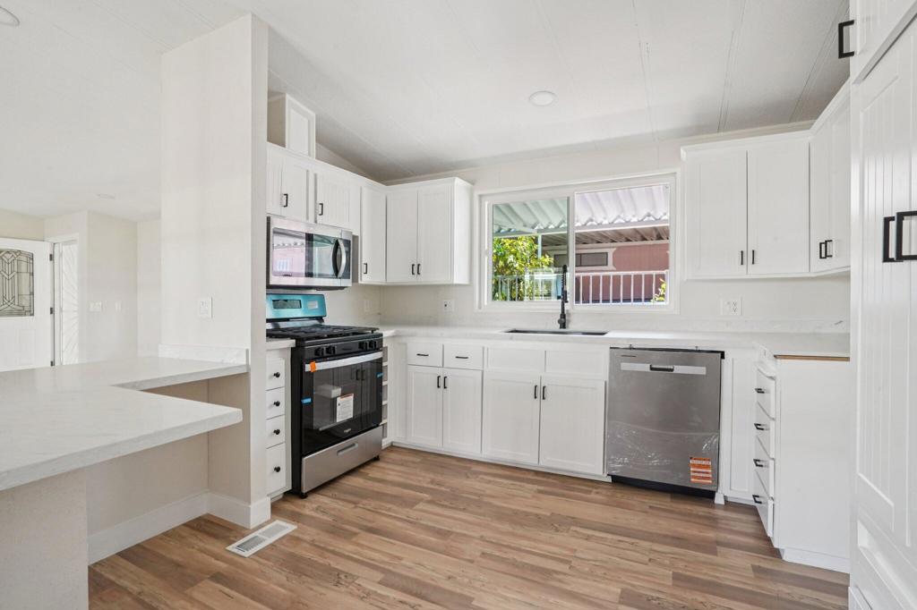 Tri Palm Estates - Manufactured In Park