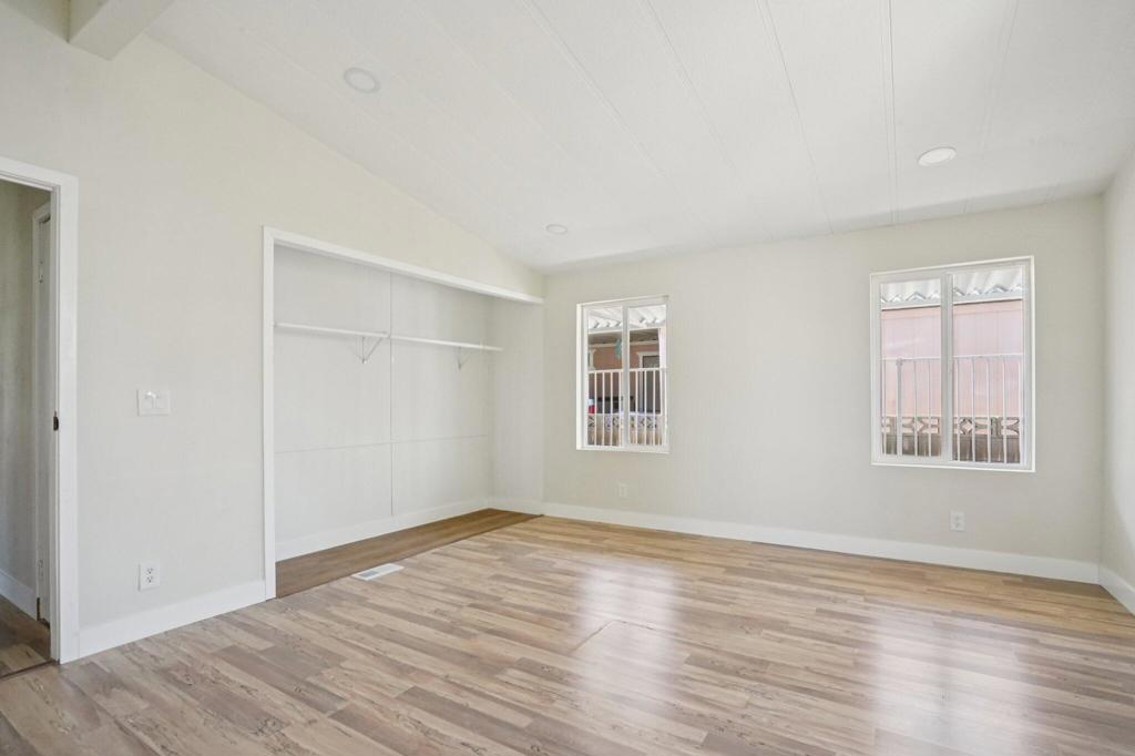 Tri Palm Estates - Manufactured In Park