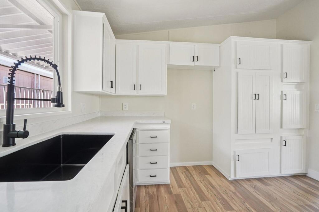 Tri Palm Estates - Manufactured In Park