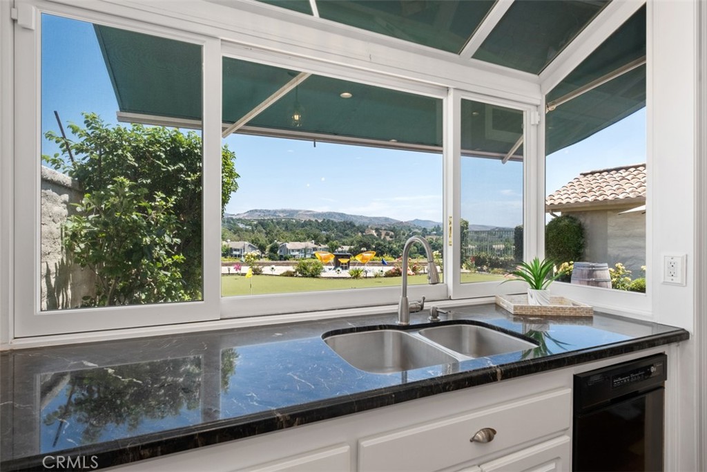 Terraces (TT) - Residential Lease