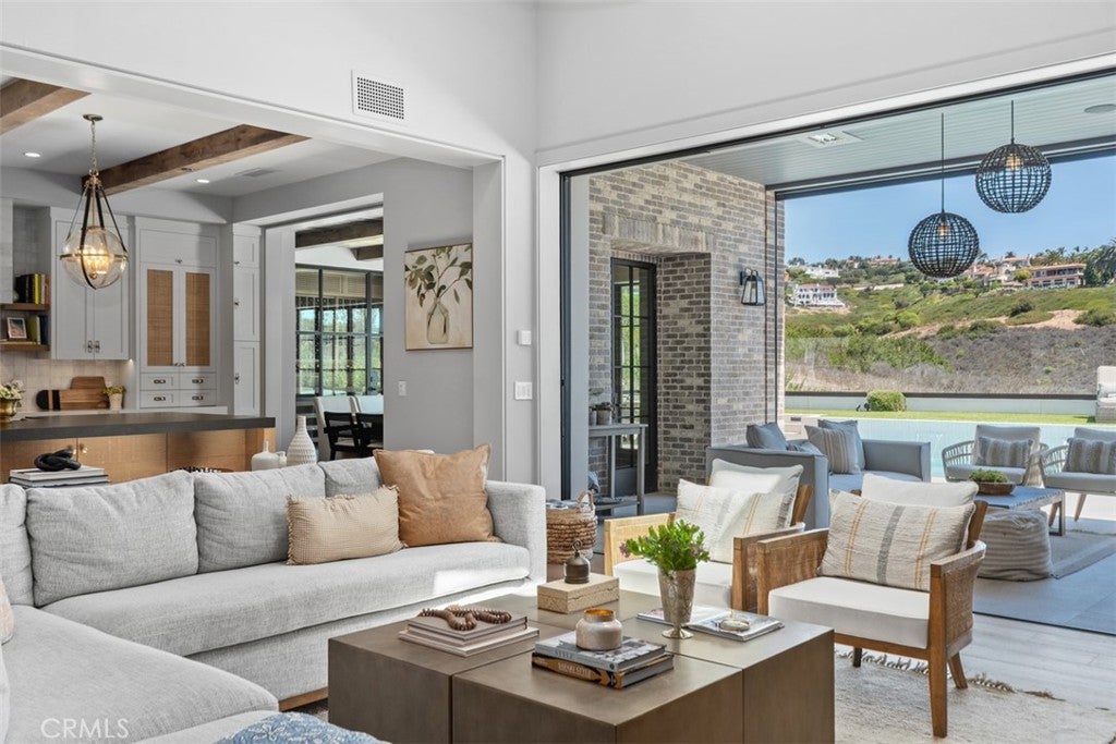 1030 Sandcastle Drive, Corona Del Mar CA 92625 - Photo 9