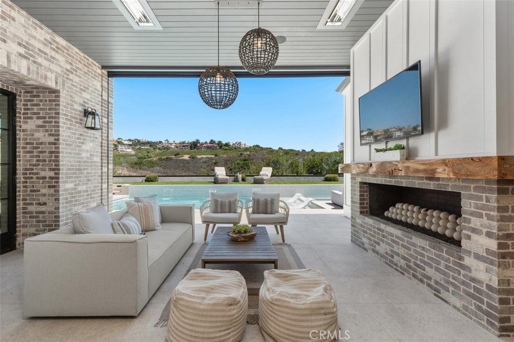1030 Sandcastle Drive, Corona Del Mar CA 92625 - Photo 30