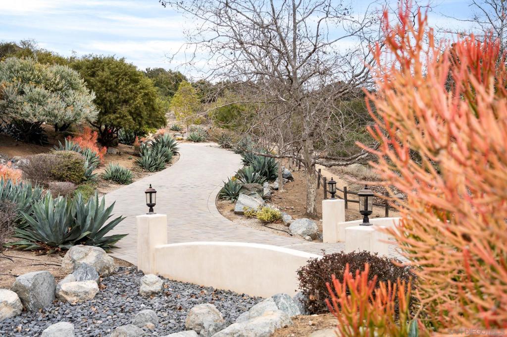 Santaluz - Residential