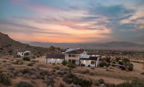Photo of 8022 Wesley Rd Rd, Joshua Tree, CA 92252 (MLS # 260021352SD)