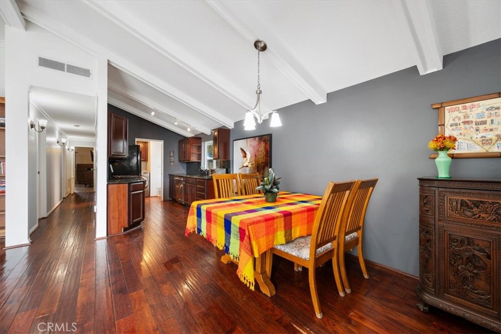 Vista de Oro(700) - Residential