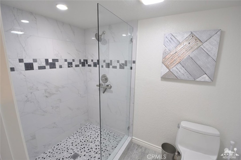 Woodhaven Country Cl - Residential