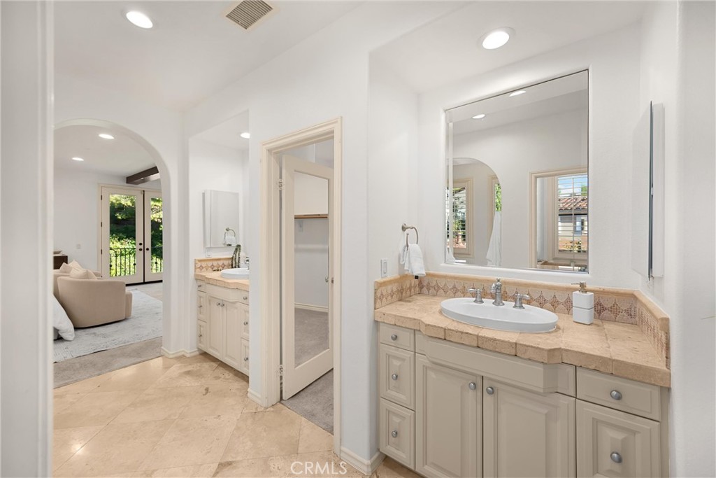 Ledges (LEDG) - Residential