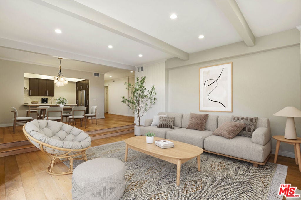 1260 S Beverly Glen Boulevard 304