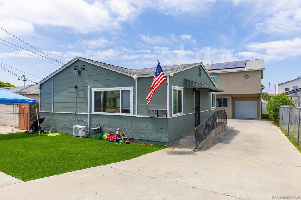 350 52 Brightwood Ave