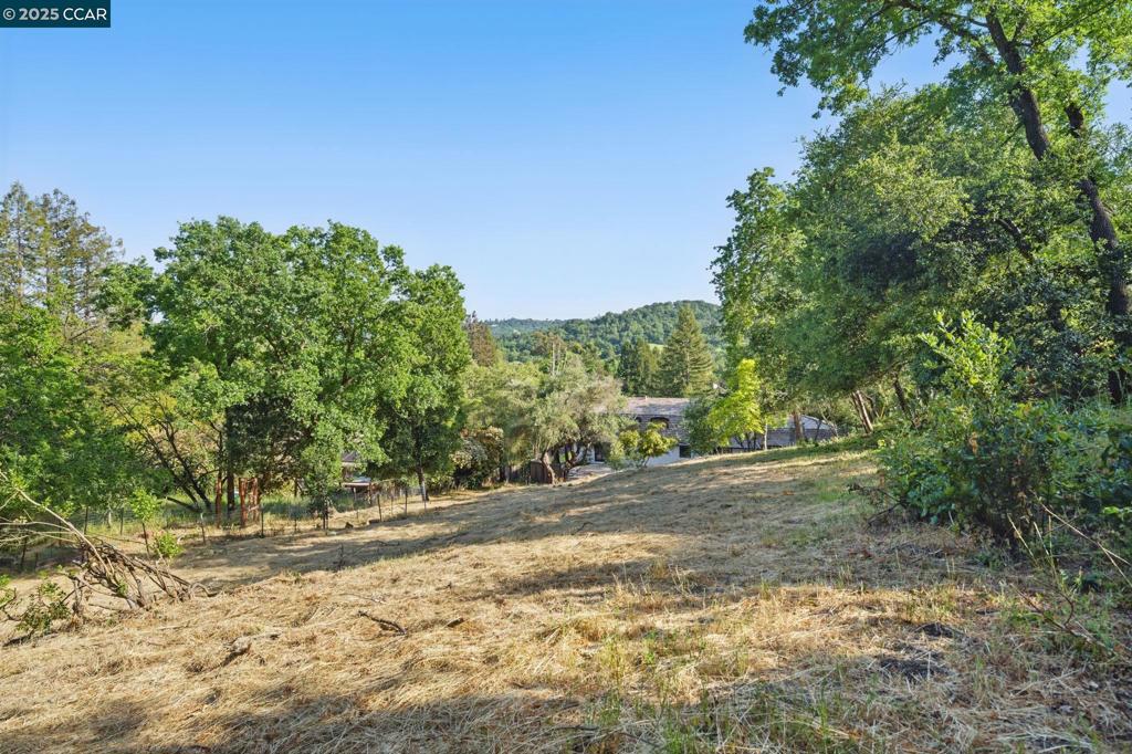 UPPER HAPPY VLY - Residential