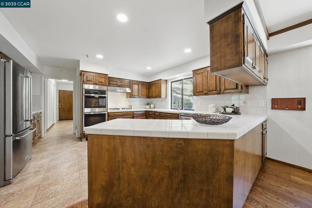 UPPER HAPPY VLY - Residential