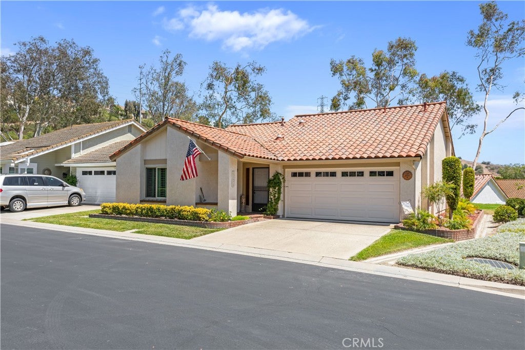 23672 Villena, Mission Viejo CA 92692