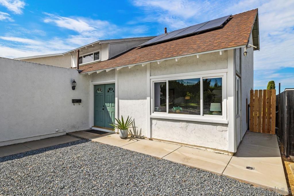 4680 Huggins St