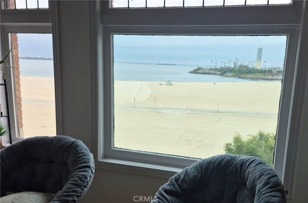 1030 E Ocean Boulevard 210
