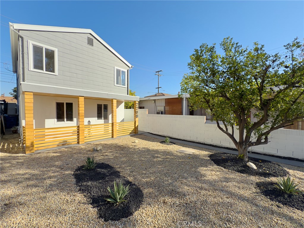 2208 W Olympic