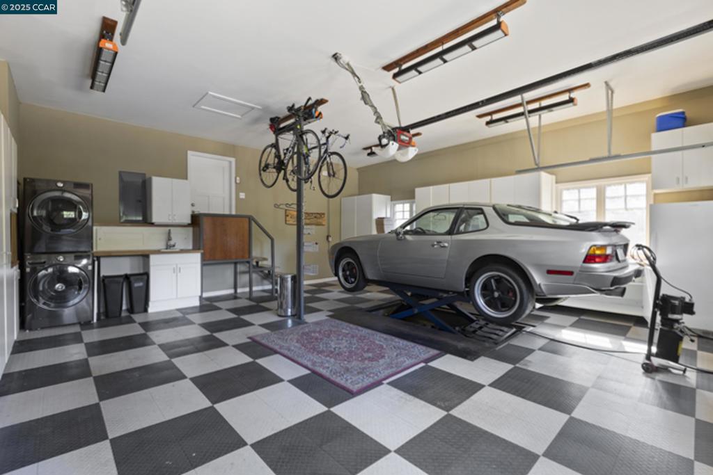 NORTH GATE - Residential