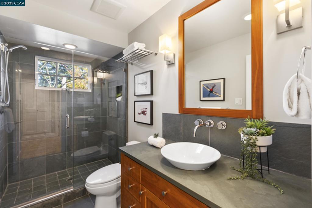 NORTH GATE - Residential