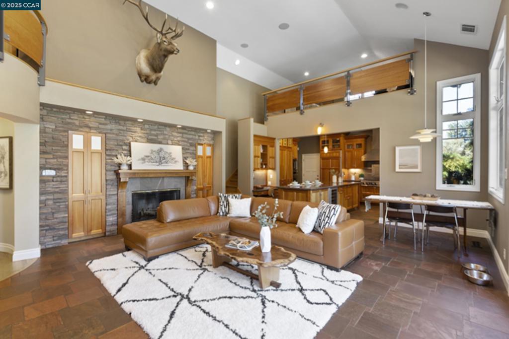 NORTH GATE - Residential