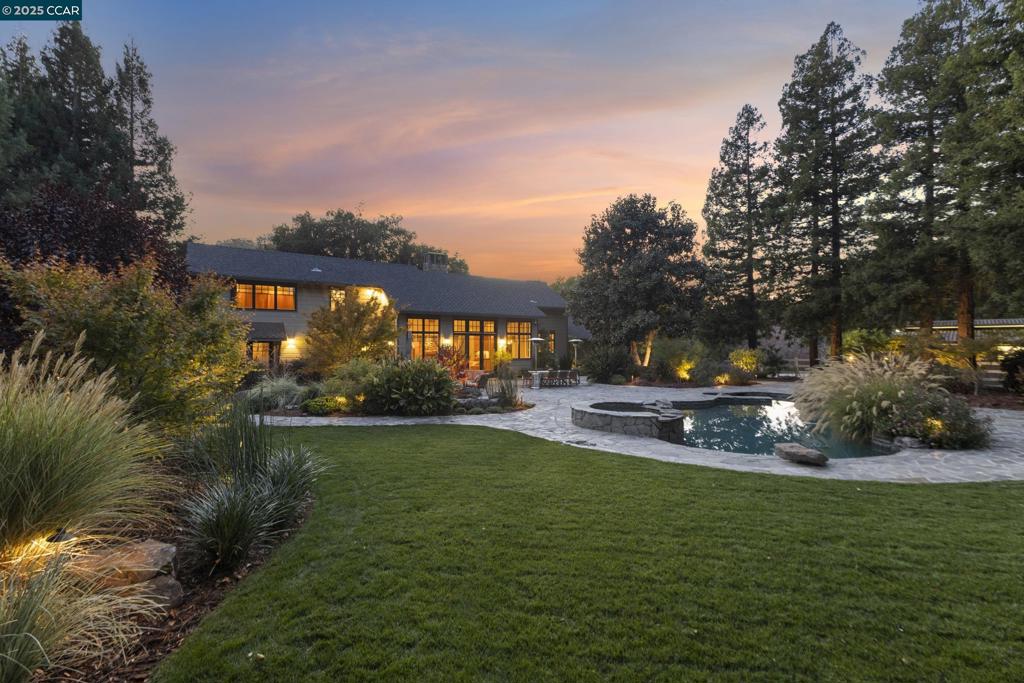 NORTH GATE - Residential