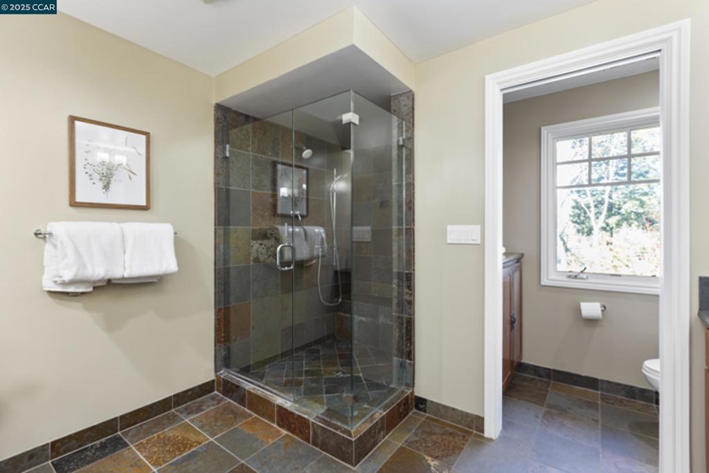 NORTH GATE - Residential