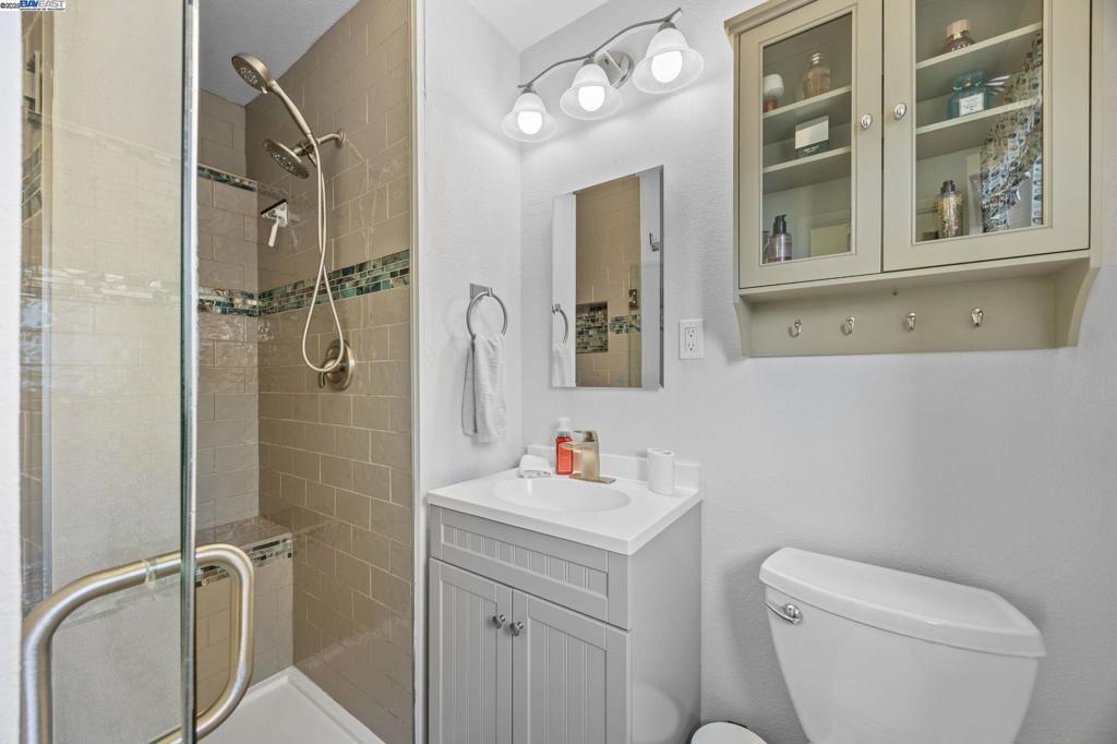 GLENMOOR GARDENS - Residential