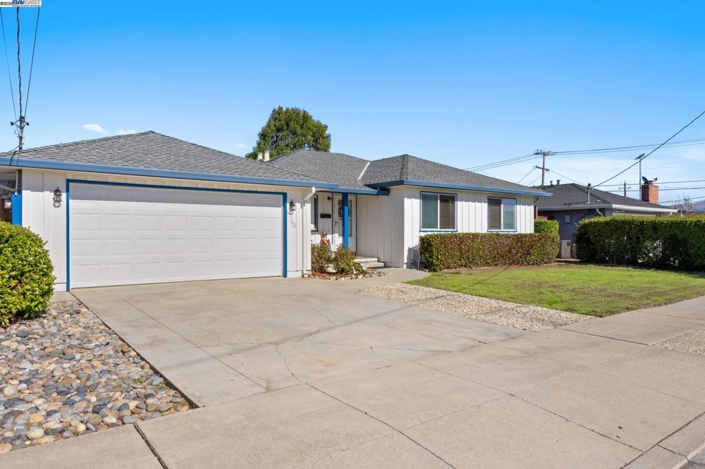 GLENMOOR GARDENS - Residential