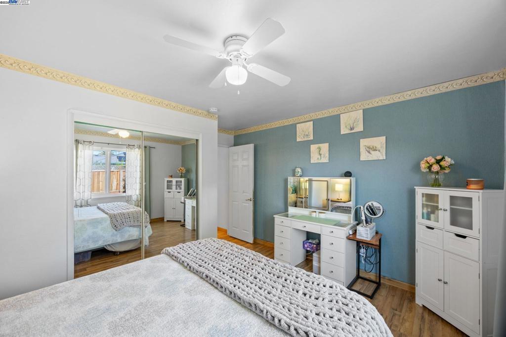 GLENMOOR GARDENS - Residential