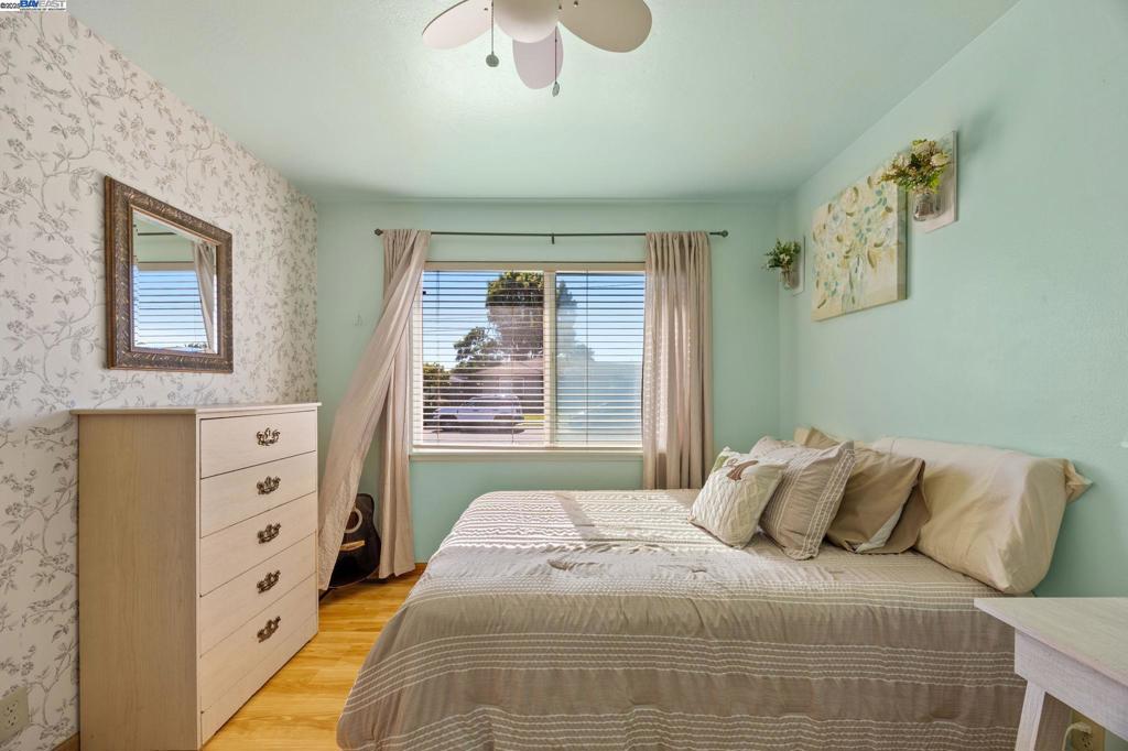 GLENMOOR GARDENS - Residential