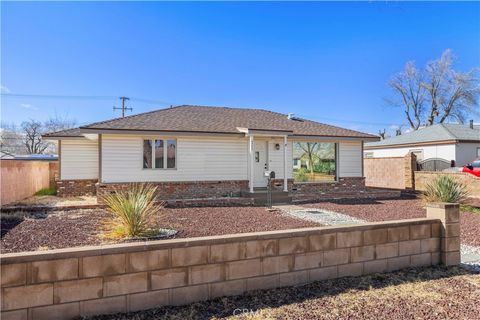 Photo of 45021 11th St W, Lancaster, CA 93534 (MLS # SR26045669)