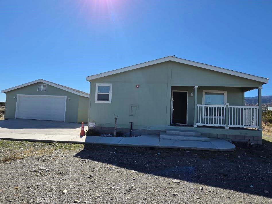 2757 Phelan Road