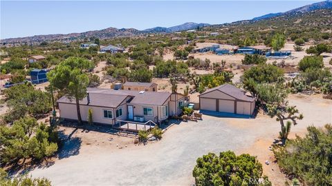 Photo of 2033 Hollister Road, Pinon Hills, CA 92372 (MLS # OC25145311)