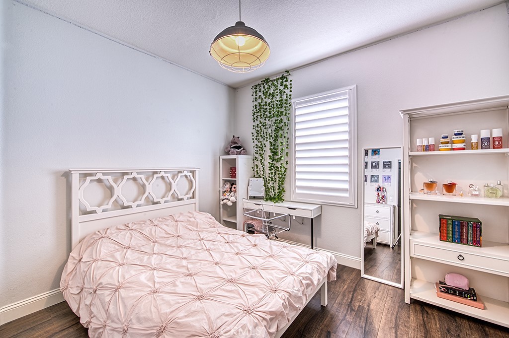 Courante (COUR) - Residential