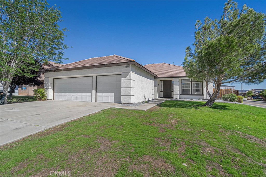 13290 Via Robles