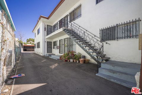 Photo of 1204 S Hobart Boulevard, Los Angeles, CA 90006 (MLS # 26663687)