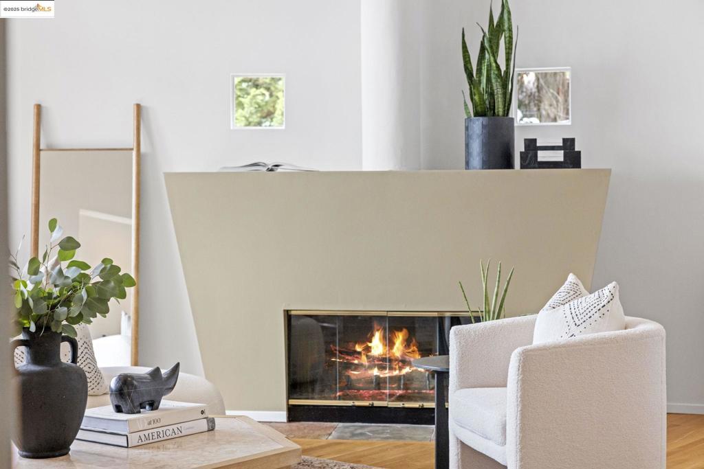 MONTCLAIR - Residential